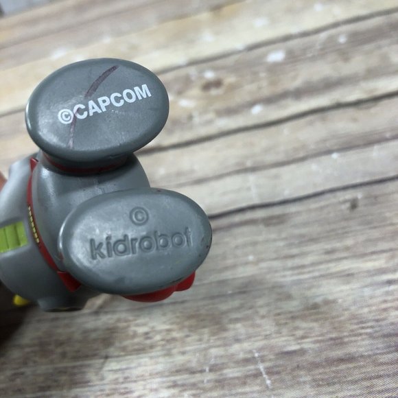 Kidrobot Mega Man Fireman 3" Mini Series Vinyl Action Figure CAPCOM Toy - Picture 6 of 9